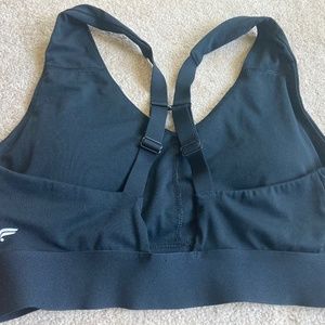 Fabletics All Day Every Day Bra in Black